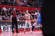 VAGA1001_Canon EOS R3.jpg