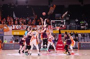 VAGA1924_Canon EOS R3.jpg